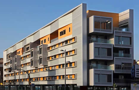 Edificio El Paseo Cordoba del promotor Noriega con sistema de dom&oacute;tica "Eye Touch" Home Systems
