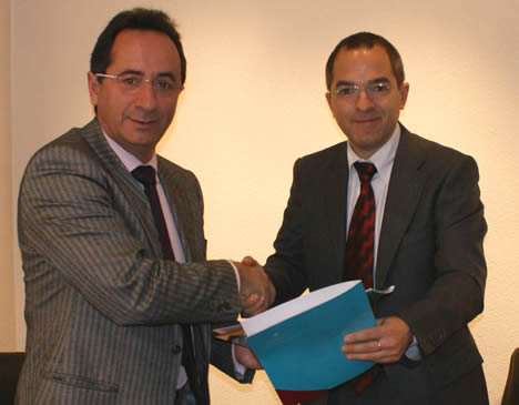 Antonio Moreno Presidente KNX España y Francisco Paramio Presidente FENIE