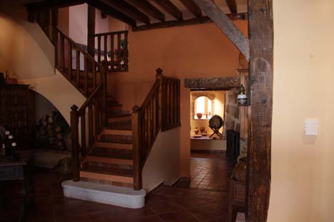 Escaleras interiores en la Casa Rural