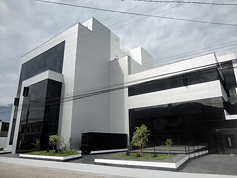 Edificio de la Judicatura de Ecuador con control integral de ISDE-Ecuador