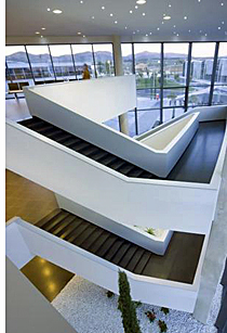 Interior del edificio de la empresa de diseño Actiu