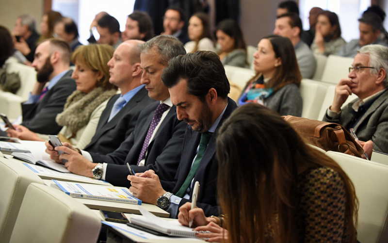 Público en la Jornada Lanzamiento III Congreso Edificios Inteligentes