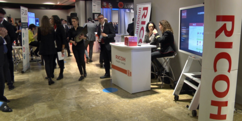 Una Tienda del Futuro de Retail Forum reunió soluciones para interactuar con el cliente