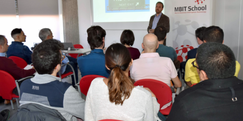 Una jornada de MBIT School muestra la aplicación de la tecnología Machine Learning en el sector del comercio