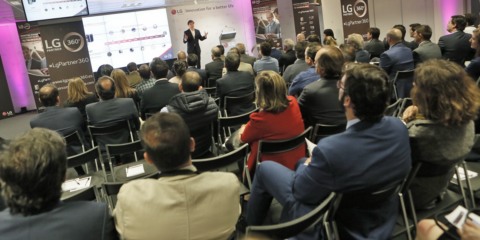 Partner Experience Center 360, un centro que simula instalaciones de hoteles o restaurantes con pantallas de señalización digital