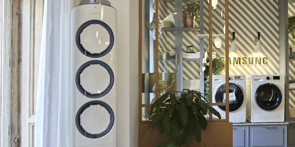 Uno de los sistemas de climatización inteligente integrados en un salón de Casa Decor, diseñado en forma de columna por Samsung.