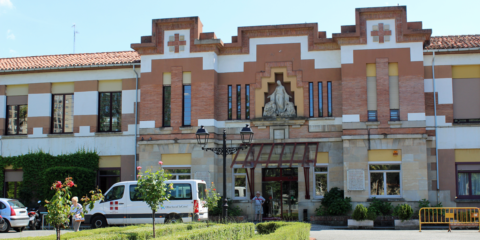 Sistema de Control de Accesos y Seguridad en Residencia de Tercera Edad en Pamplona