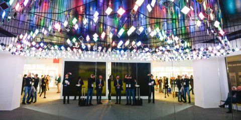 Conectado, seguro, confortable, lema de Light + Building 2018