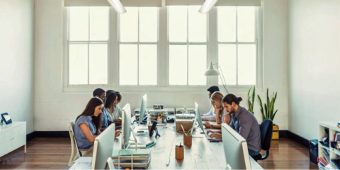 La marca de iluminación conectada Thorn de Zumtobel desvela sus soluciones para oficinas, educación y almacenes