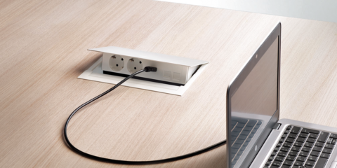 SIMON recibe tres premios IF Design por su luminaria Loop y las colecciones Simon 400