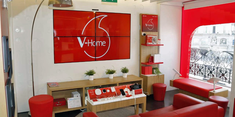 Punto de venta de Vodafone con V-Home