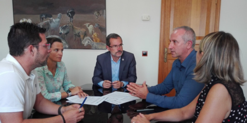El Cabildo de Fuerteventura dotará de contadores de agua inteligentes a los hogares de la isla