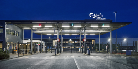 Carlsberg mejora la seguridad de su centro logístico con la instalación de luminarias LEDVANCE