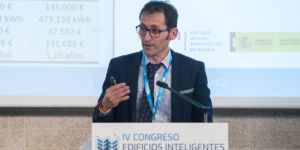 Ponencia de Ricardo Díaz, de la UDIMA, en el IV Congreso Edificios Inteligentes