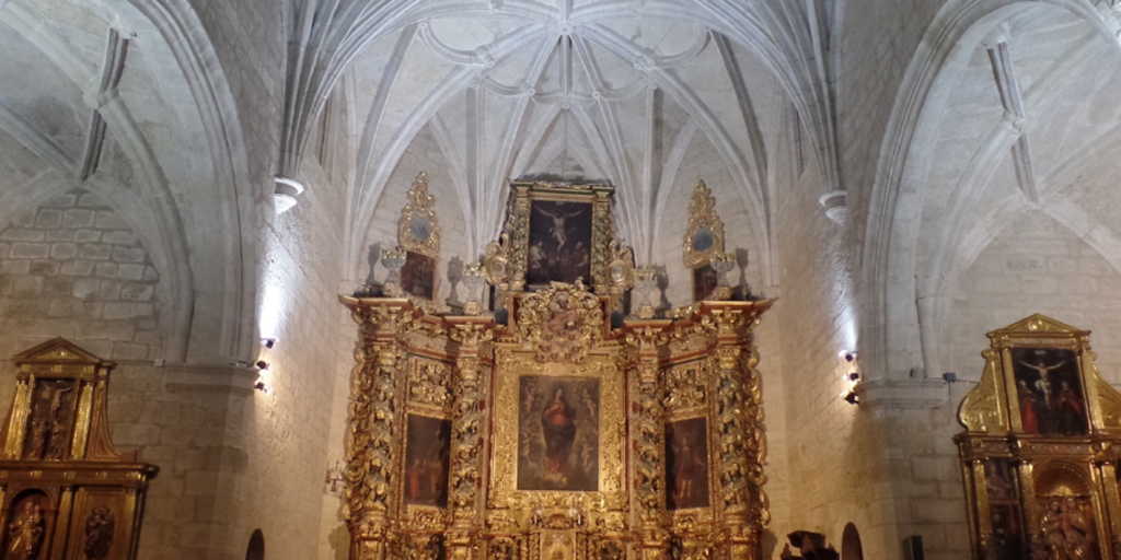 La iglesia de Nuestra Señora de la Esperanza renueva su iluminación con tecnología inalámbrica y led.