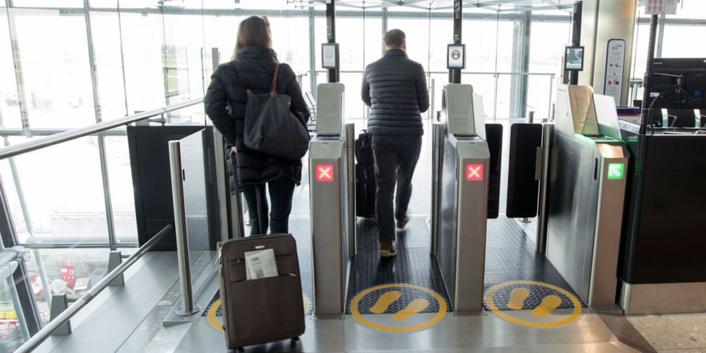 Heathrow implementará en 2019 el reconocimiento facial en todo el aeropuerto para mejorar y agilizar sus servicios.