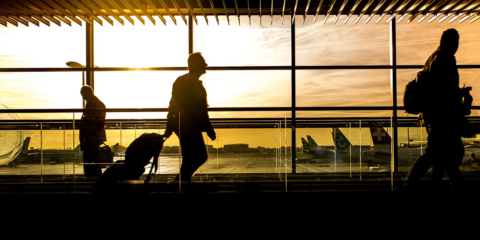 Seminario online gratuito sobre soluciones de IoT para aeropuertos