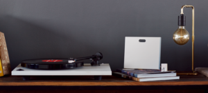 Hager lanza su solución coviva para el control de los hogares inteligentes.