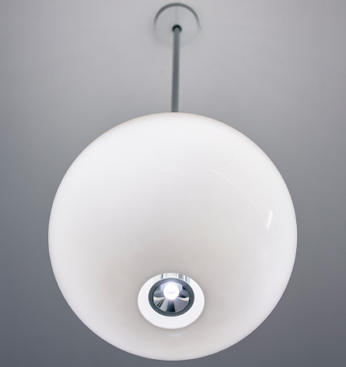 Zumtobel presentará sus tres nuevas luminarias que proporcionan soluciones para todos los tipos de oficinas.