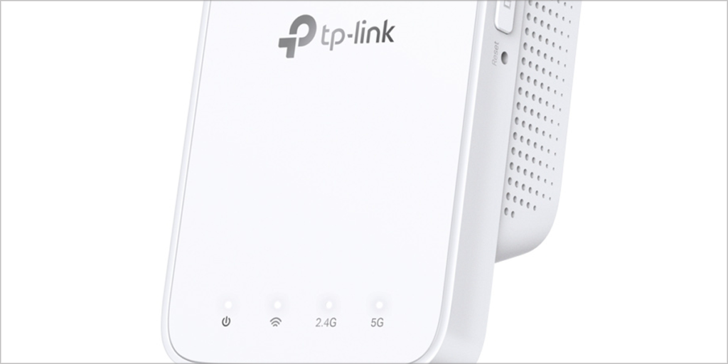El extensor RE 300 de TP-Link trabaja tanto en la banda 2,4 GHz y 5 GHz, para ofrecer una conexión sin latencias.