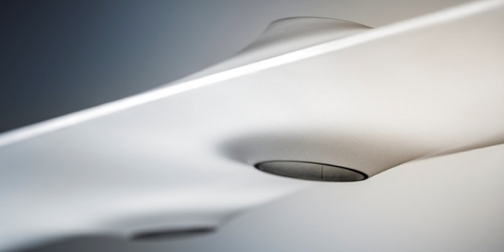 La luminaria Teela ofrece un diseño más futurista, al tiempo que proporciona conectividad wireless y Bluetooth.