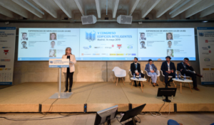 Inés Leal, directora editorial y desarrollo del Grupo Tecma Red.