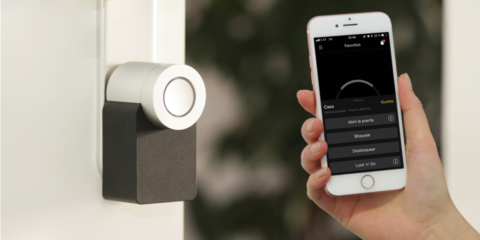 Nuki Smart Lock, la cerradura electrónica que permite generar hasta 200 llaves de acceso temporales o permanentes