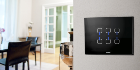 La gama de placas Chorus ICE permite controlar los sistemas automatizados de los hogares conectados