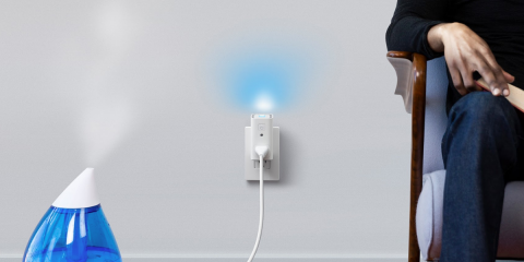 Glow C, el dispositivo con enchufe inteligente que monitoriza la calidad del aire de los hogares