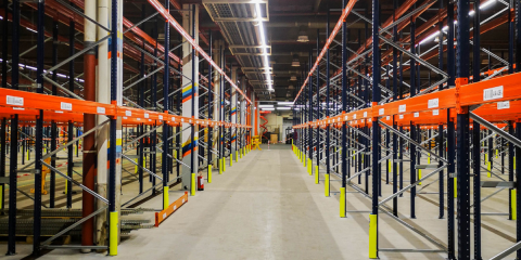 Nuevo modelo de iluminación inteligente con DALI para aplicaciones industriales