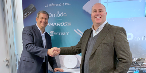 Un acuerdo de distribución amplía la oferta de soluciones de comunicación en el sector profesional