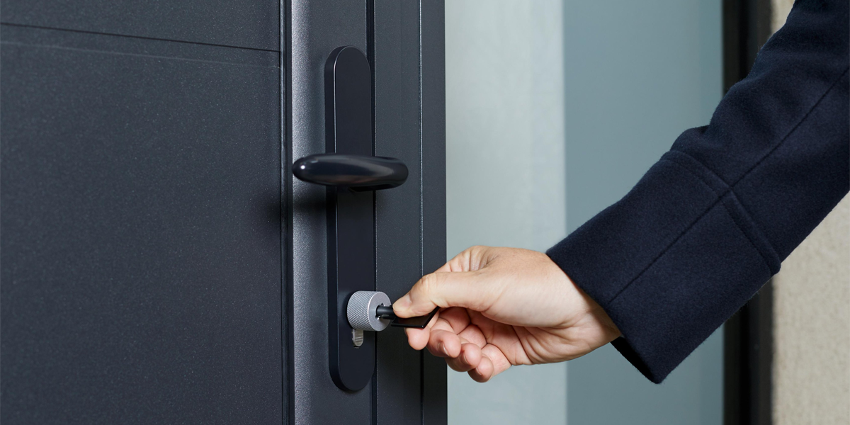 Bloqueo inteligente sin llave blanco hogar aplicación de desbloqueo electrónico invisible para puerta con 4 llaves remotas hotel bloqueo antirrobo para oficina 