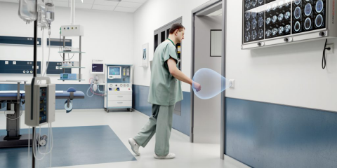 Nuevos dispositivos de apertura de puertas sin contacto para espacios con alto tránsito de personas