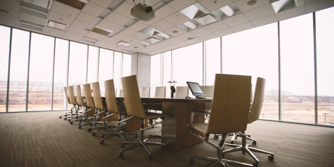 Asociación estratégica entre empresas tecnológicas para crear la oficina del futuro