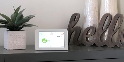 Adquisición empresarial para ampliar la gama de productos de seguridad en viviendas