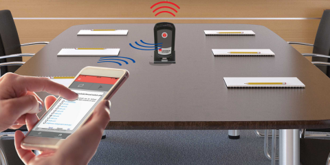 Adaptador bluetooth que programa los detectores de movimiento con el móvil