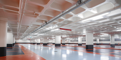 Iluminación conectada para mejorar la seguridad y reducir el consumo en aparcamientos