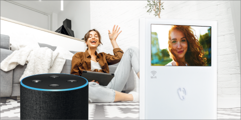 Videoportero de dos hilos compatible con la gestión por comandos de voz