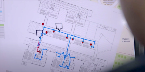 Desarrollan una aplicación que guía a las personas con discapacidad visual en interiores