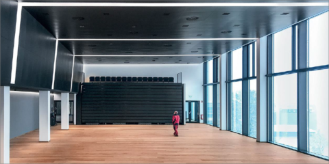 Las nuevas luminarias y el controlador de Zumtobel son personalizables e inteligentes