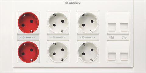 Los puestos de trabajo CEM de Niessen ayudan a organizar el cableado de los edificios