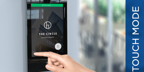 El sistema de control de acceso móvil WaveKey de 2N ofrece diferentes modos de autentificación