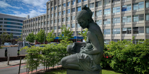 EcoStruxure IT Expert de Schneider Electric asegura la infraestructura IT de dos hospitales de Birmingham