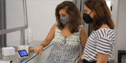El Ayuntamiento de Getafe reparte medidores de CO2 en el pequeño comercio y en la hostelería
