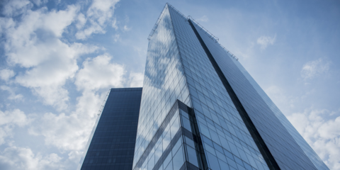 Colaboración para el desarrollo de soluciones basadas en IA para el control de edificios inteligentes