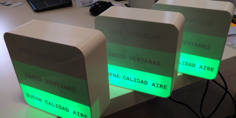 La Universidad de Oviedo diseña un sensor de CO2 para los colegios que indica la calidad del aire de las aulas