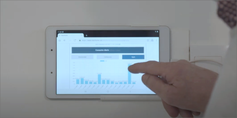 Finaliza la instalación de sistemas de conectividad y monitorización de las viviendas sociales Llar Casa Bloc