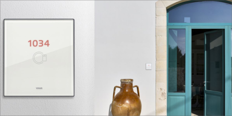 Los lectores de transponder Eikon Tactil de Vimar están diseñados para su instalación en el exterior