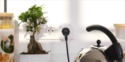 Delta Dore lanza al mercado la nueva gama de bombillas y enchufe inteligentes Easy