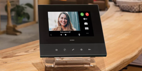 Vimar lanza al mercado un videoportero con tecnología SIP para realizar llamadas VoIP
